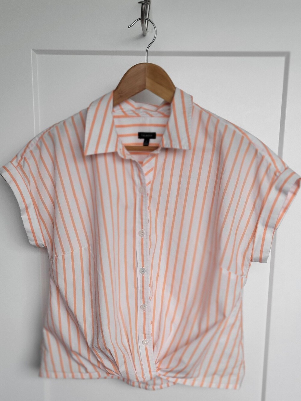 TALBOTS Light Pink & White Striped Button-Front Women's Shirt. SIZE Small
